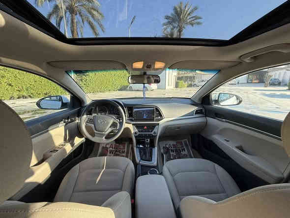 السلام عليكم 
النترا 2018 
الشركه الدوليه ماشيه 108 
خليجي سوبر مكينه 2000 دوش كير AT داخل قرميدي 
فوول مواصفات كفااااله عامه كفاله مــن الضربه والصبغ والبارد بيه تقريباً خمس رصعات فقط بلسياره الباقي بوضع الوكاله سياره زيرو احلا مــن الصور مواصفات فتحه سقف حساسات امامي خلفي كامره خلفيه ثلاث انضمه قياده تحكم ستيرن شاشه جبيره مخارج USP AUX السياره معروضه ب ( 167$ ) وبيه مجال بسيط مكاني بغداد الدوره شارع 60 للاستفسار ***********
