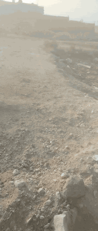 سلام عليكم قطعه لبيع بل صخين قريبه عله جامعه مساحته ٣٠٠ متر وجه ١٥ ونزال ٢٠ متر قريبه عله شارع العام شراي يتصل***********
