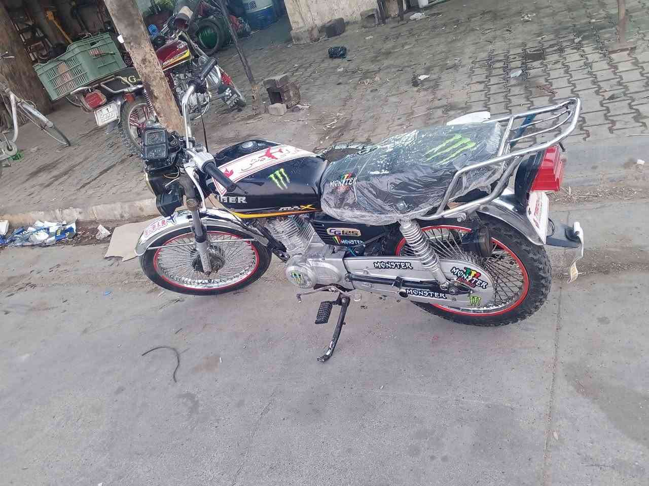 موطور 4كير شلعا فول موطور احله من الصوره كلو شقال موطور كامل مراوس فقط موبيع ب خمسه كير حته اذا انطي فرق


**إذا كنت صاحب هذا الإعلان وتريد حذفه لأي سبب، رجاءا أرسل رسالة إلى الدعم الفني**