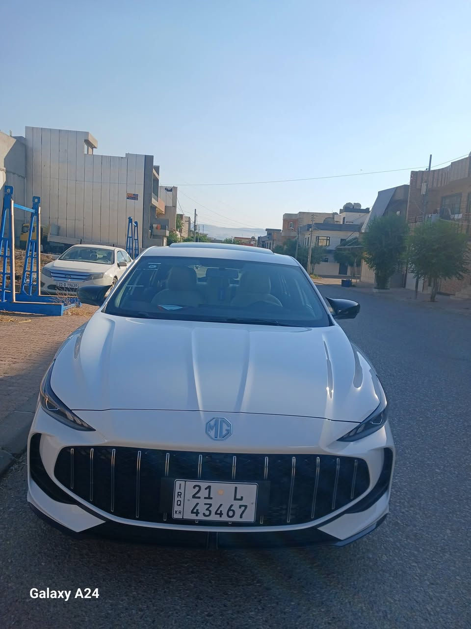 سڵاوی خواتان لێبێت برایان ئێمجی جیتی 2025 بۆ فرۆشتن ، فول مواصفات شاشە ئەکتیڤ  و 6 مۆدی بیلاد ، ماشاءالله سەیارەکە زۆر تازە و جوانە تەنها 3 هەزار ڕۆشتووە و دوو مانگە ڕەقەم کراوە ڕۆنی گۆڕاوە تا 9000 زەمانە ، کامل جوانکاری بۆ کراوە ، بەرگی کوشنی ئەسڵی تێگیراوە $100 ، گاعی قاڵبی بۆ دانراوە ، سوکان تەقەڵی بۆ کراوە ، سەر داشبڵی بۆ کراوە ، ئاوێنە باتمان و دەسک و ناو دەسکی بۆ دانراوە ، باڵی سنوقی بۆ دانراوە ، سەیارەکە زۆر زۆر جوانە بۆیاخ و سارد و قوپاوی نیە تەنها ژێر دۆسەی سایەق قوپاویەکی بچووکی پێوەیە و تەواو ئەویش دیار نیە چونکە 

ژێری ژەێرەوەیە ڕەسمیشی دانراوە

سعری 126 گەڵا قفڵ قفڵ

***********   Sim + What´s app

