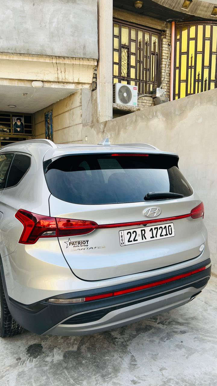 Hyundai Santa Fe 2023
للبيع أو المراوس 

للأستفسار ***********
