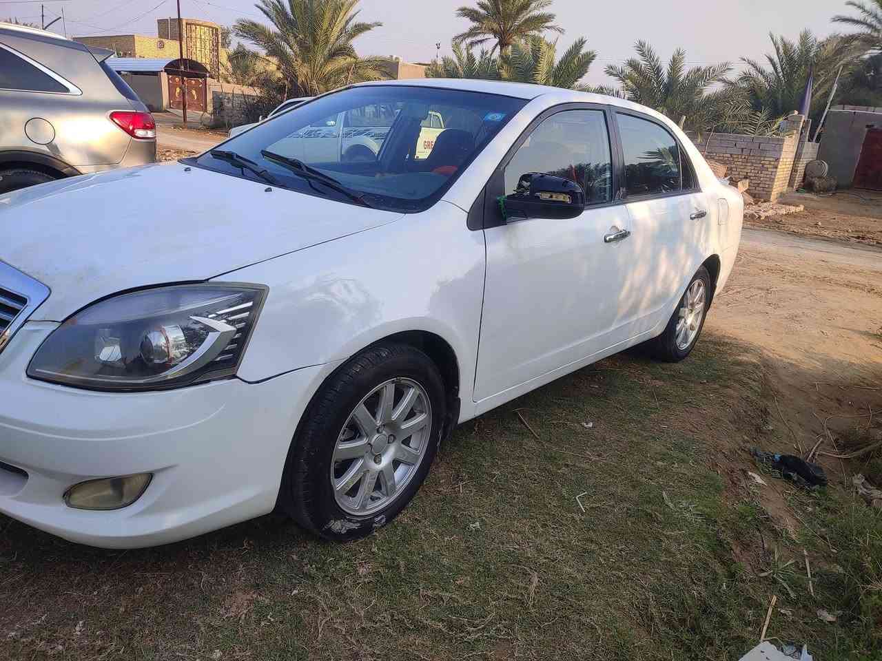 جيلي 2012 للبيع او مراوس صبغ جاملغ الامامي فقط مكينه حاويه ستوني شاده 55 بيه مجال مكاني ديوانيه قضاء  عفك ***********
