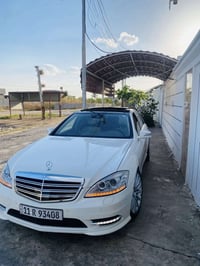 مرسيدس S350 • باب طويل • رقم بغداد