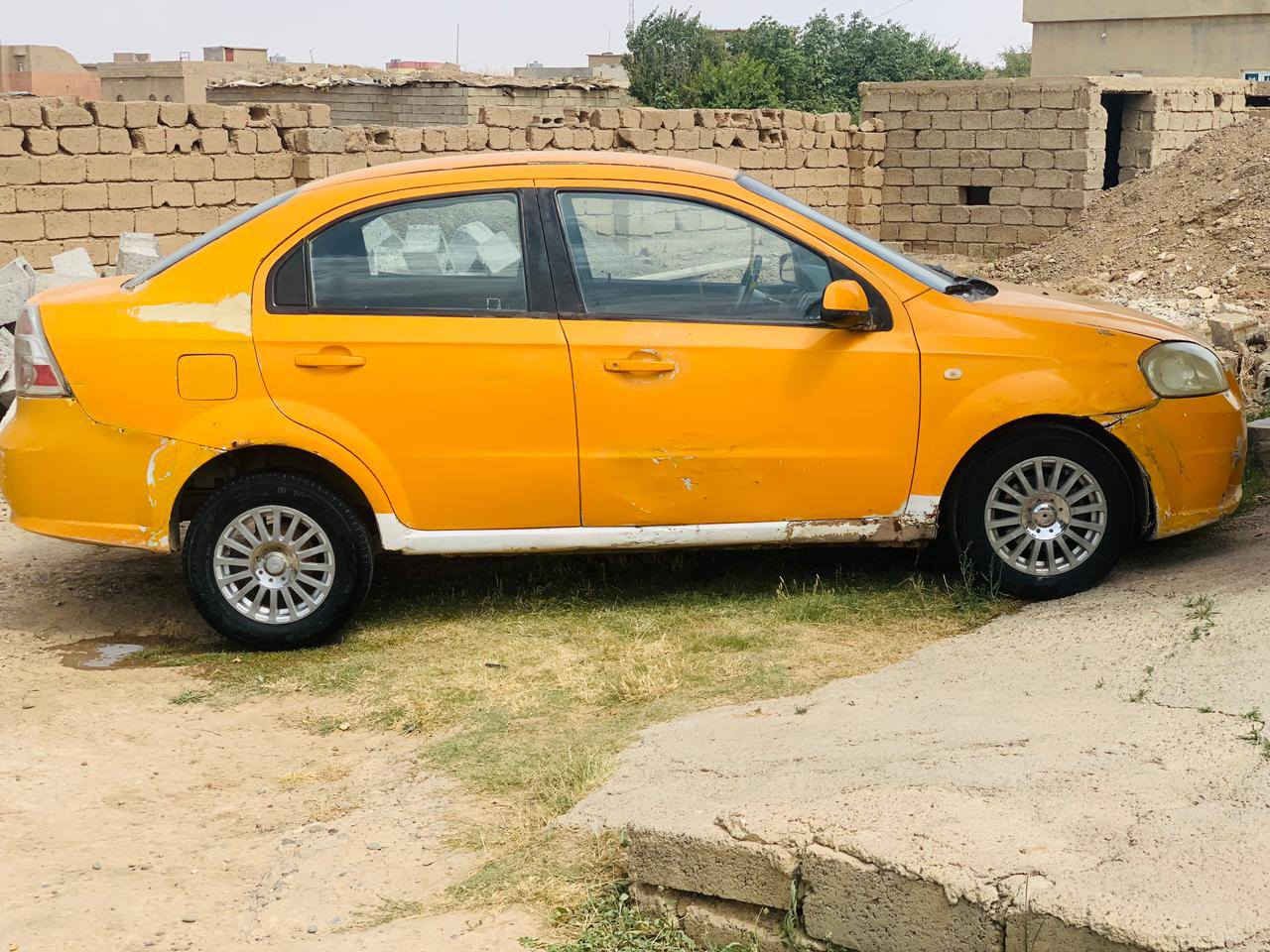 السلام عليكم
اڤيو موديل 2006 تكسي 
رقم تاءميم            السياره مدفوعه ضرايبها 
شرط محرك لاتنقيص والا تبخير 
السياره متچيه على صفحى 
تواير جوز جديد وجوز نص عمر
سنويه منتهيه 
داخل نضيف
كيجاتها شقاله 
لايت ناصي عالي
جوم كهربائيه
السياره گير عادي اقتصاديه
دوشمه جديده 
سبير جديد
سعر السياره 25وبيها مجال
الستفسار 👈***********
وذا مراوس بادوات هم يرهم
العنوان الشركاط الساحل الايسر
