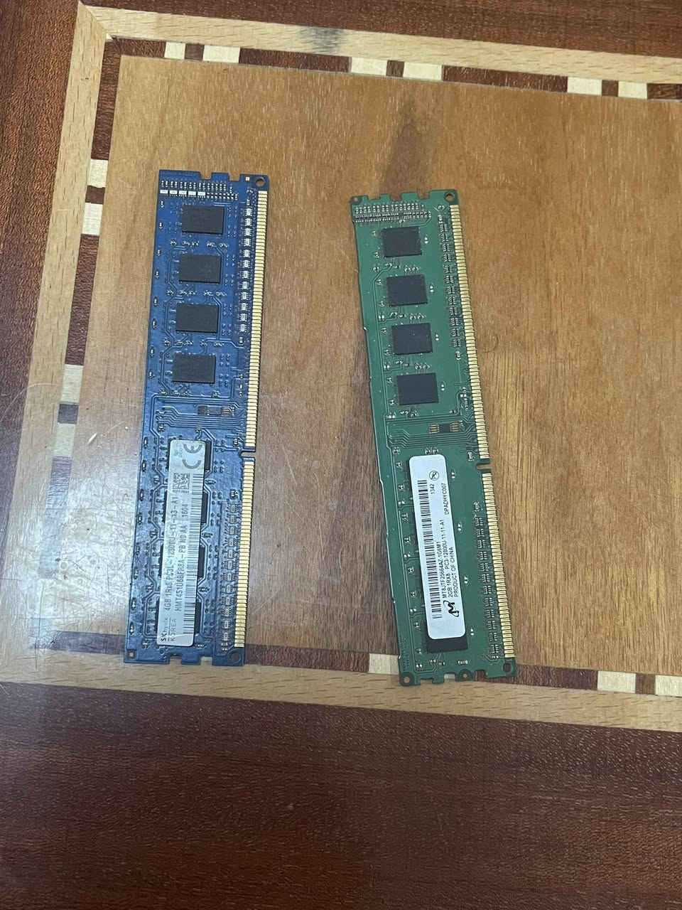 شلون الشباب
عندي كرت gtx 950 2GB نضيف وقبل كم يوم بدلتلة معجون mx-4
قفلة 40 الف
—————————

وعندي رامات GB 6
وينكسرن للDDR 3 1600 1888
سعرهن 7


**إذا كنت صاحب هذا الإعلان وتريد حذفه لأي سبب، رجاءا أرسل رسالة إلى الدعم الفني**