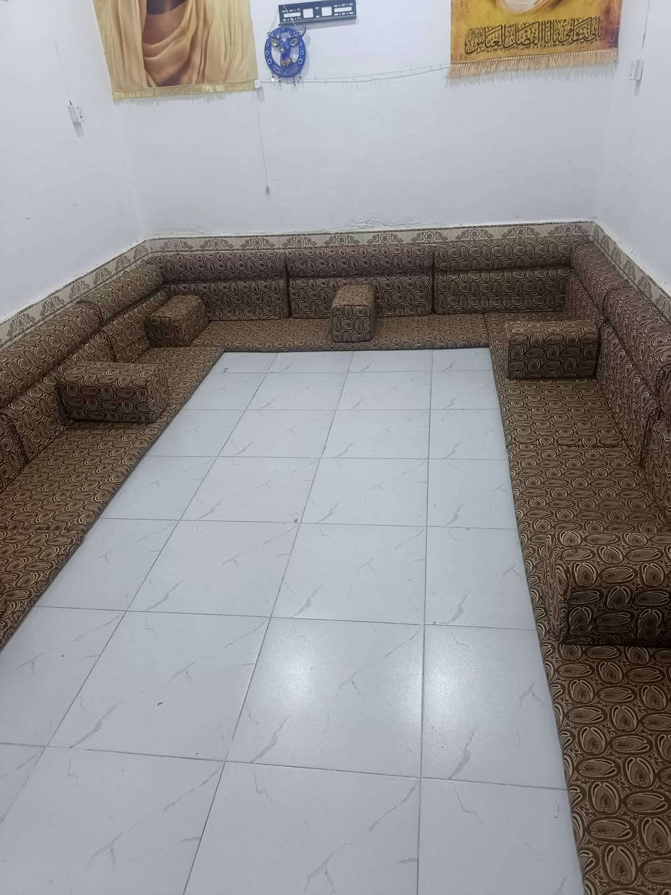 ديوان ارضي نضيف كلش وجهين 170 بي مجال اي استفسار خاص ديوان نضيف اي شي مابي ابد


**إذا كنت صاحب هذا الإعلان وتريد حذفه لأي سبب، رجاءا أرسل رسالة إلى الدعم الفني**