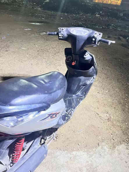 سلام عليكم دراجه ماكس ثعلب للبيع سعر 650بيه مجال حك جيه دراجه تخبل  بس كلجات الخلفيه تعبانه شويه يرادله تبديل  شراي يدخلي على خاص هاذه رقمي *********** مكاني بغداد باب معضم
