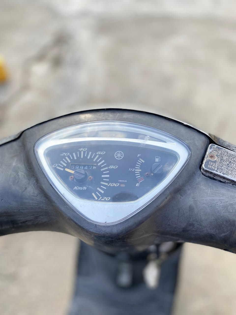 سلام عليكم  دراجه ماكس عدله دراجه كلشي شغال سف وشاير وهورن كلشي شغال ومكينه ما مفتوحه تاخذه شرط الفحص رقمي واستاب متواجد ***********
