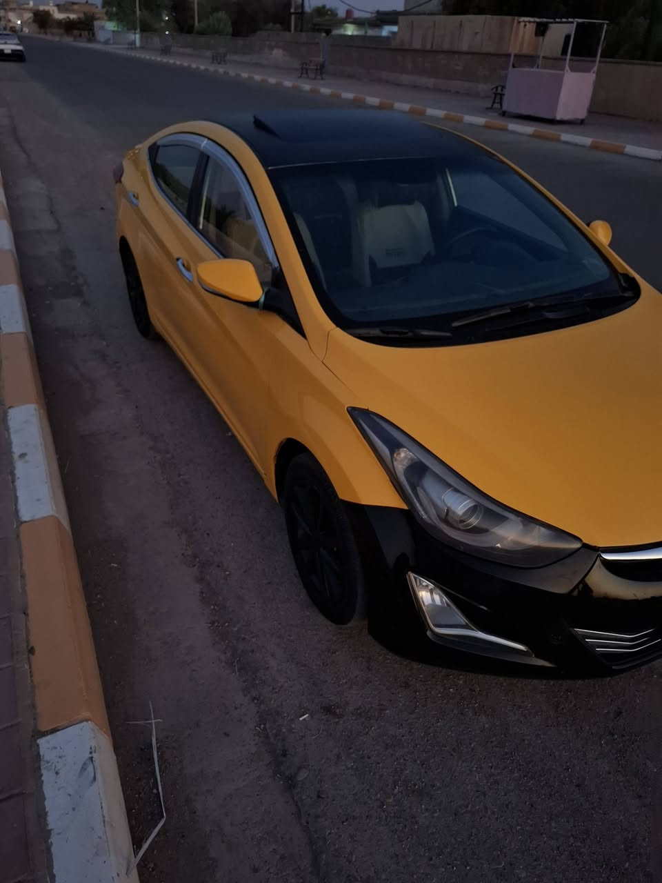 للبيع تكسي  هونداي الانتره 2015 خليجي فول مواصفات
بصمه  شاشه كبيره كامره دواره حساس تحكم ستيرن مثبت سرعه فتحه قماره (تنته)مكينه 1800 دوش وكير وحداديه  خير من الله رقم ميسان بسمي تحويل مباشر السعر 105 عنوان ميسان الاستفسار الاتصال ع رقم ***********
