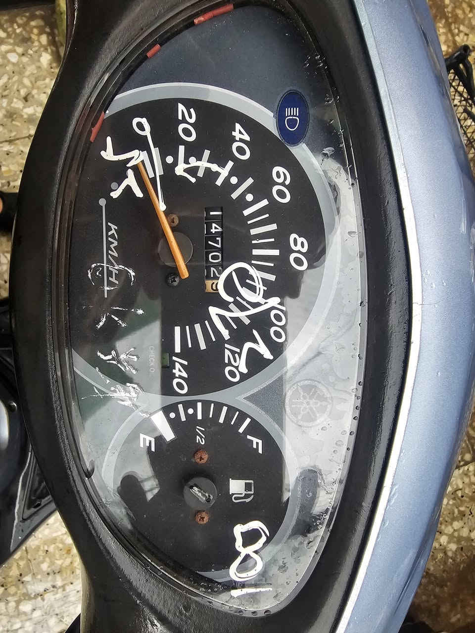 السلام عليكم
بريز كفالة عامة كفر ومكينة 
برغي مامفتوح بيها مابيها اي نقص بلادية 
المكان الثعالبة 
***********
