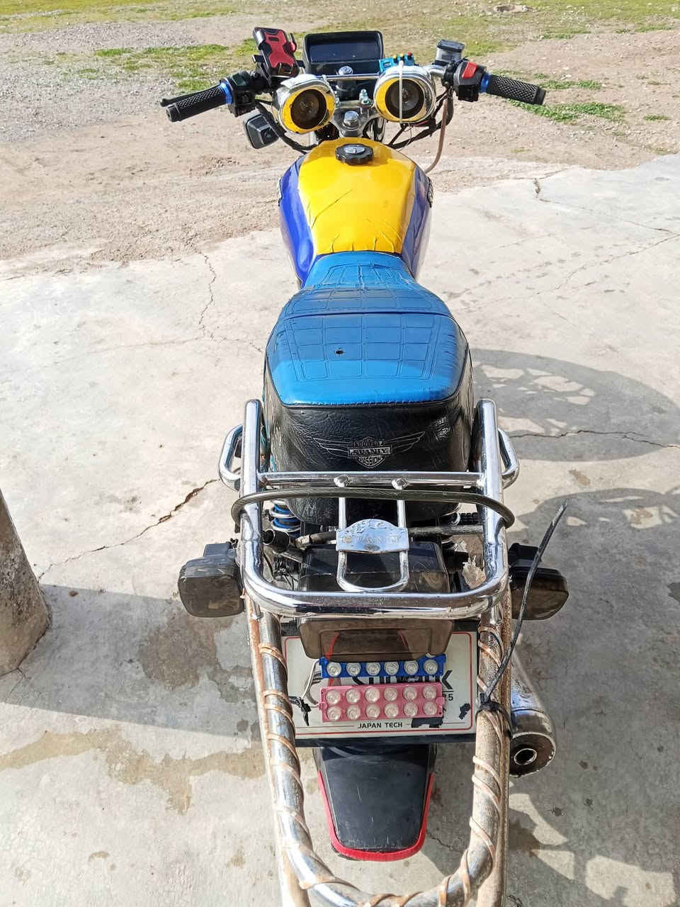 السلام عليكم
موطور سافانه موديل 2024 محرك ما مفتوح
كهربائيات كلو شغال 
الموطور ما شاء الله نضيف وجديد وبلادي 

السعر 625 وبي مجال ***********
