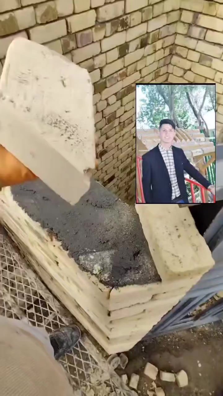 سلامو عليكم 
على بركة الله 

خلفة متفرغ للبناء 

بلوك كهربائي طابوق لكافة المناطق اتصل على ***********

ومن الله التوفيق
