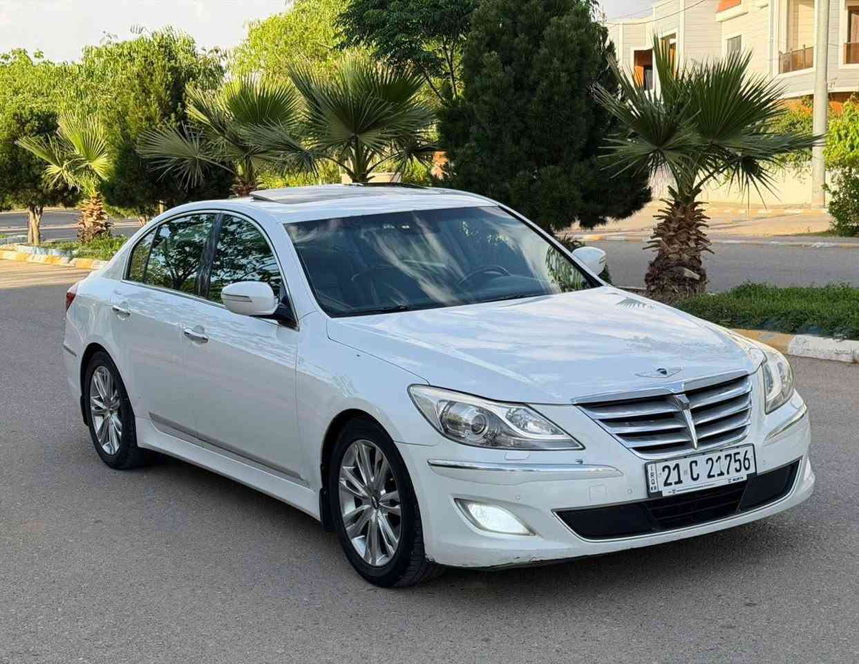 السلام عليكم 
هونداي جنسس 2013للبيع 
للاستفسار*********** 
السعر129$
السياره فول الفول 1/1 
بيه قطعتين شرط بدون دواخل
صورة السونار مرفقه 
حجم المحرك 3800 V6
دواخل بيجي 
اسلايت (فتحه)
مري شفط
دواخل صاج
دخول ذكي
كوشن خزن+كوشن هيتر
كوشن كهربائي + جلد
كامره امامي خلفي
حساسات 
تحكمات استيرن
رقم سليمانيه جديد لحد 2029
شرط غرامه وتحويل
مكان سياره ديالى /خانقين
