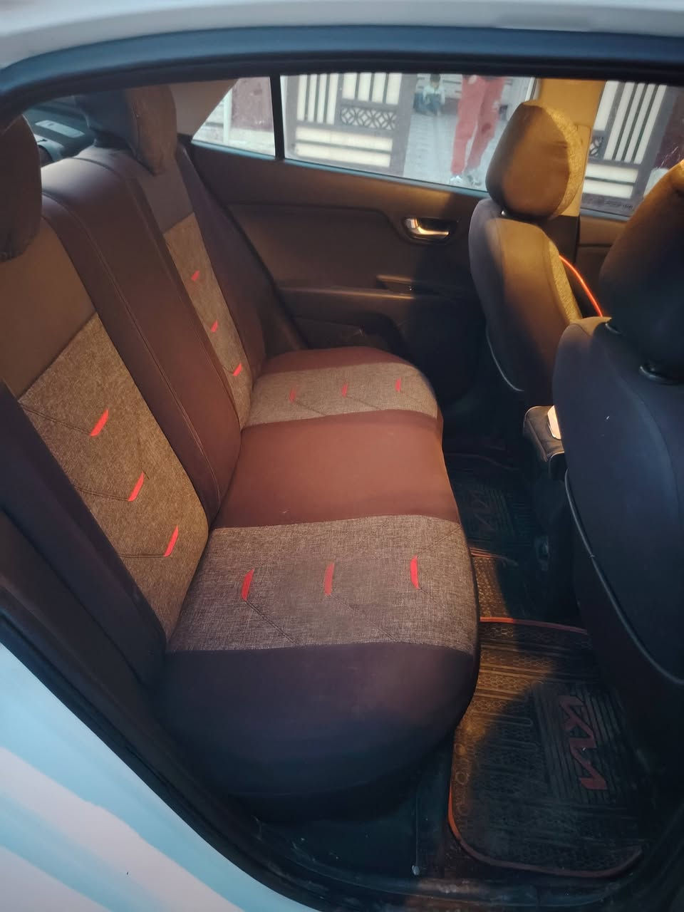 كيا ريو S موديل 20 باسمي دهوك هزه جديده سنويه لل 31 .  محرك 16 دوش ماامفتوح كير شرط 
3 قطع تبديل بدون دواخل كابون بانزين ..

السعر 115 وبيها مجال بيع او مراوس افانتي تكسي 

*********** . الخاص مفتوح
