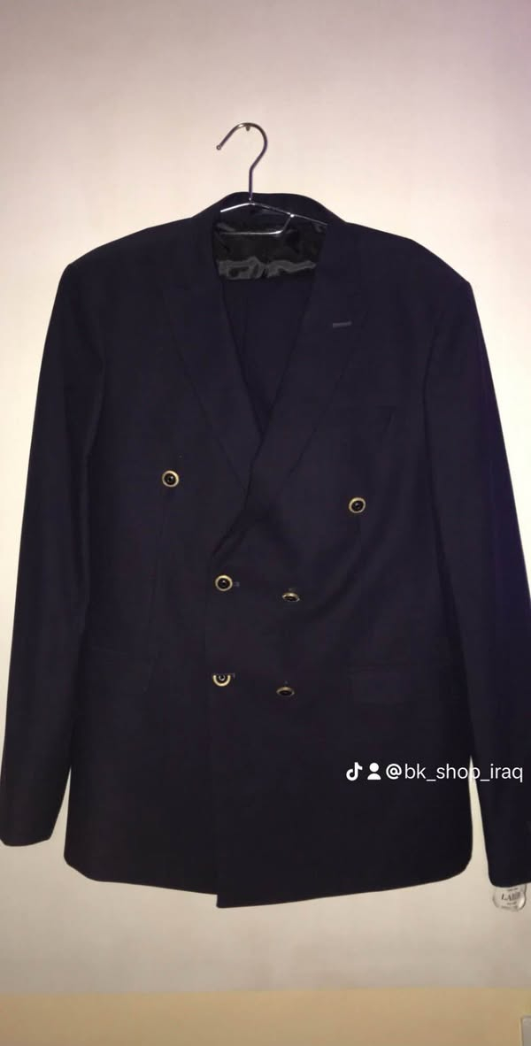 قاتی بڕاندی لەیبیب Labib ئیتاڵی

تایبەتماندیەکان:

-ڕەنگی مۆری تێر

- لە ٣ پارچە پێک هاتوە (پانتۆل-چاکەت-بۆنیباخ)

١لە ناو خۆی ئیتالێا کڕداراوە وەسڵی کڕینەکەی لەگەڵدایە
سایزی 48-50-52-54-56 بەردەستە لەگەڵ drop 4-6
-قوماشێکی مامناوەندی هەیە کە دەتوانیت لە هەردوو وەرزی گەرما و سەرمادا لە بەری بکەیت

-یەخە گەورەیە

-٤ گیرفانی تێدایە

-٤ قۆمچەی تێدایە

-قاتەکە زەمانی مانگێکی لەگەڵدایە

نرخی تەنها (٨٠)🔒 هەزارە

‎گەیاندن هەیە بۆ هەموو شارو شارۆچکەیەک🚚🚘📦
‎گەیاندن بۆ ناو سلێمانی ٣٠٠
‎گەیاندن بۆ شارەکانی کوردستان ٤٥٠٠
‎گەیاندن بۆ بەغداد ٦٠٠٠
‎گەیاندن بۆ شارەکانی ئێراق ٨٠٠٠ السليمانية, العراق


**إذا كنت صاحب هذا الإعلان وتريد حذفه لأي سبب، رجاءا أرسل رسالة إلى الدعم الفني**