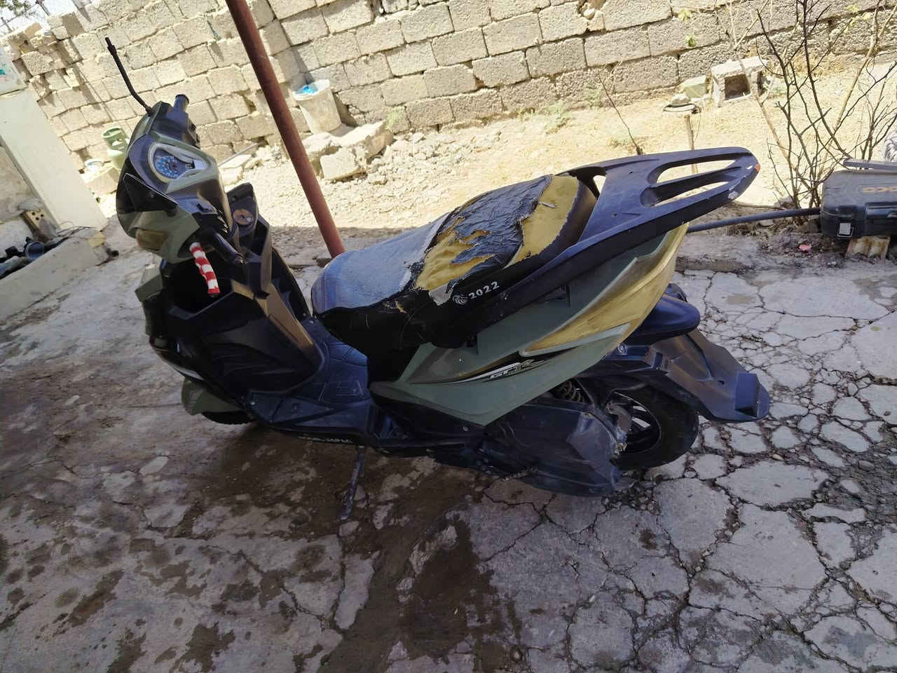 السلام عليكم دراجه ارتي مديل ٢٢ جاهزه سعر ٣٥٠ وبيهة مجال عنوان ديالى كنعان هاتف ***********
