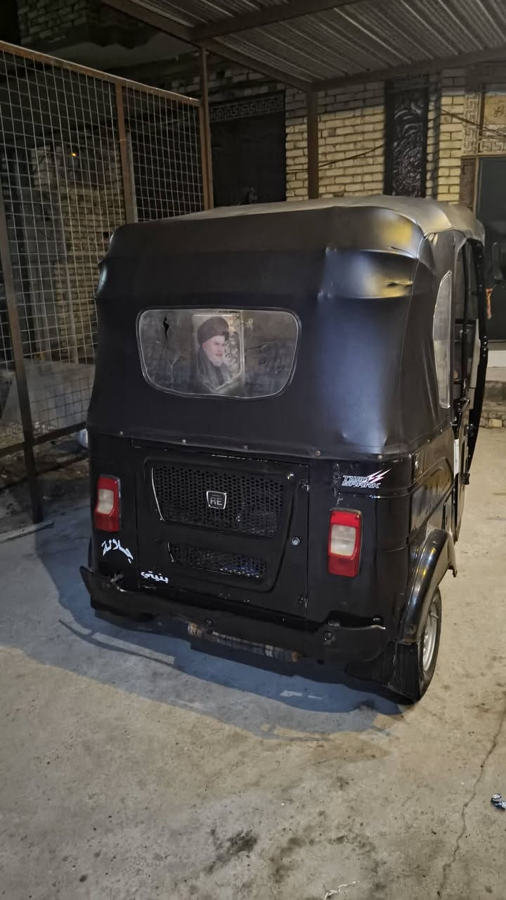 سلام عليكم تكتك موديل 22شهر 8 رقم وسنويه رقمها واصط التكتك بسمي مداور ثاني يوم تكتك بيها طكه بل صفحه ولبقيه كفاله سعرها 7ونص المو شراي لا يتعبني ولا تعبه ***********واني بخدمت الشراي
