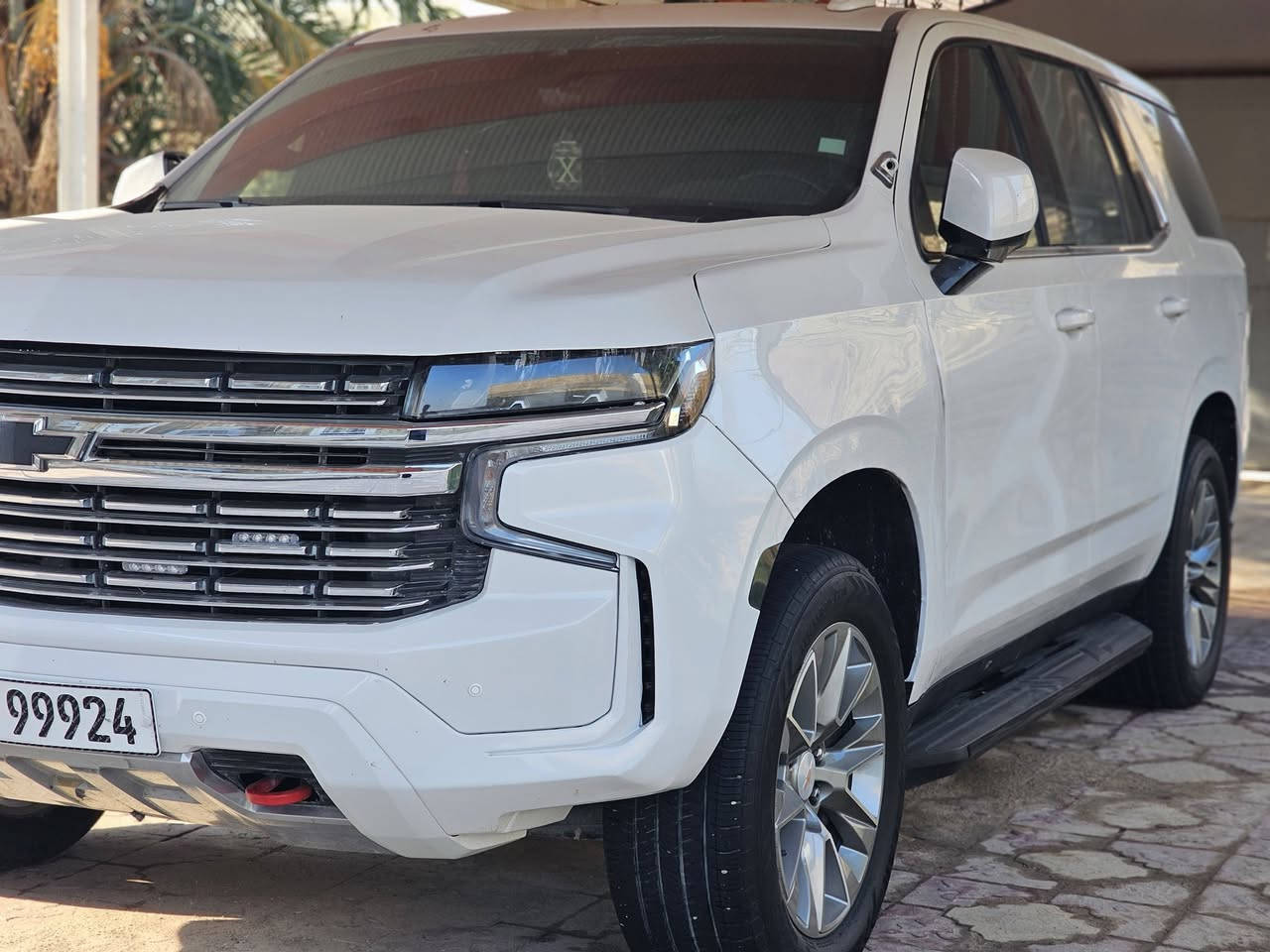 سلام عليكم للبيع شوفرليت تاهو 2021 رقم بغداد شبه المميز بسمي وارد امريكي
فئه LS تخم تاير ويل 20
داخل اسود غرفه مال PRAMER ماشيه 120 
سياره بيهي تراي زيرو 
سياره بيهي نص جاملغ الخلفي ولجاملغ الامامي مبدل ولبنيد بي خسفه و بدلته كير مكينه حداديه مشروطات سياره جديده مكينه 5300 المكان النجف الاشرف السعر 335  الاستفسار والتواصل على الرقم ***********
***********
