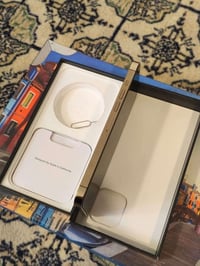 ايفون 13 برو ماكس ب80  ذ256  بلادي شرق اوسط كامل ملحقات  ويا كفرات ثني...