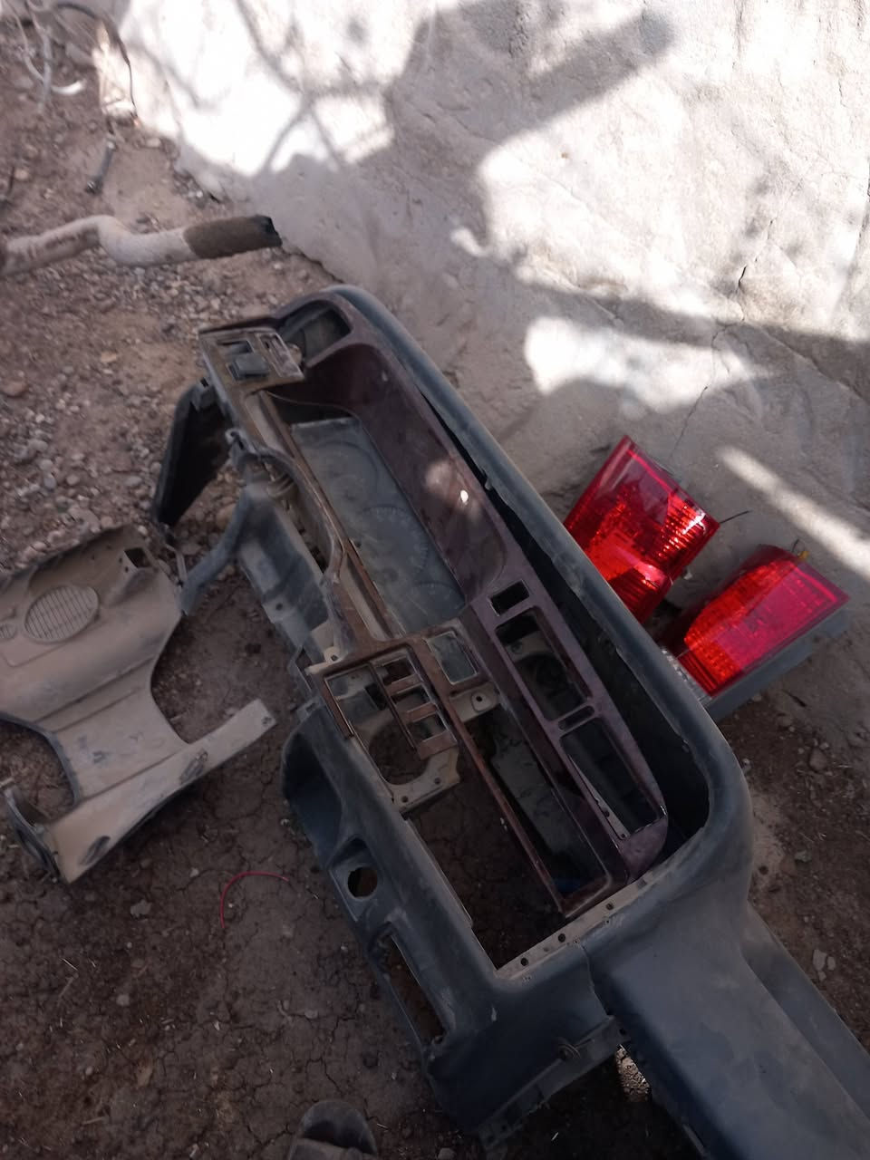 غراض فتون كامله للبيع كلمن بسعره العنوان بغداد لأمين ثانية رقم ***********
