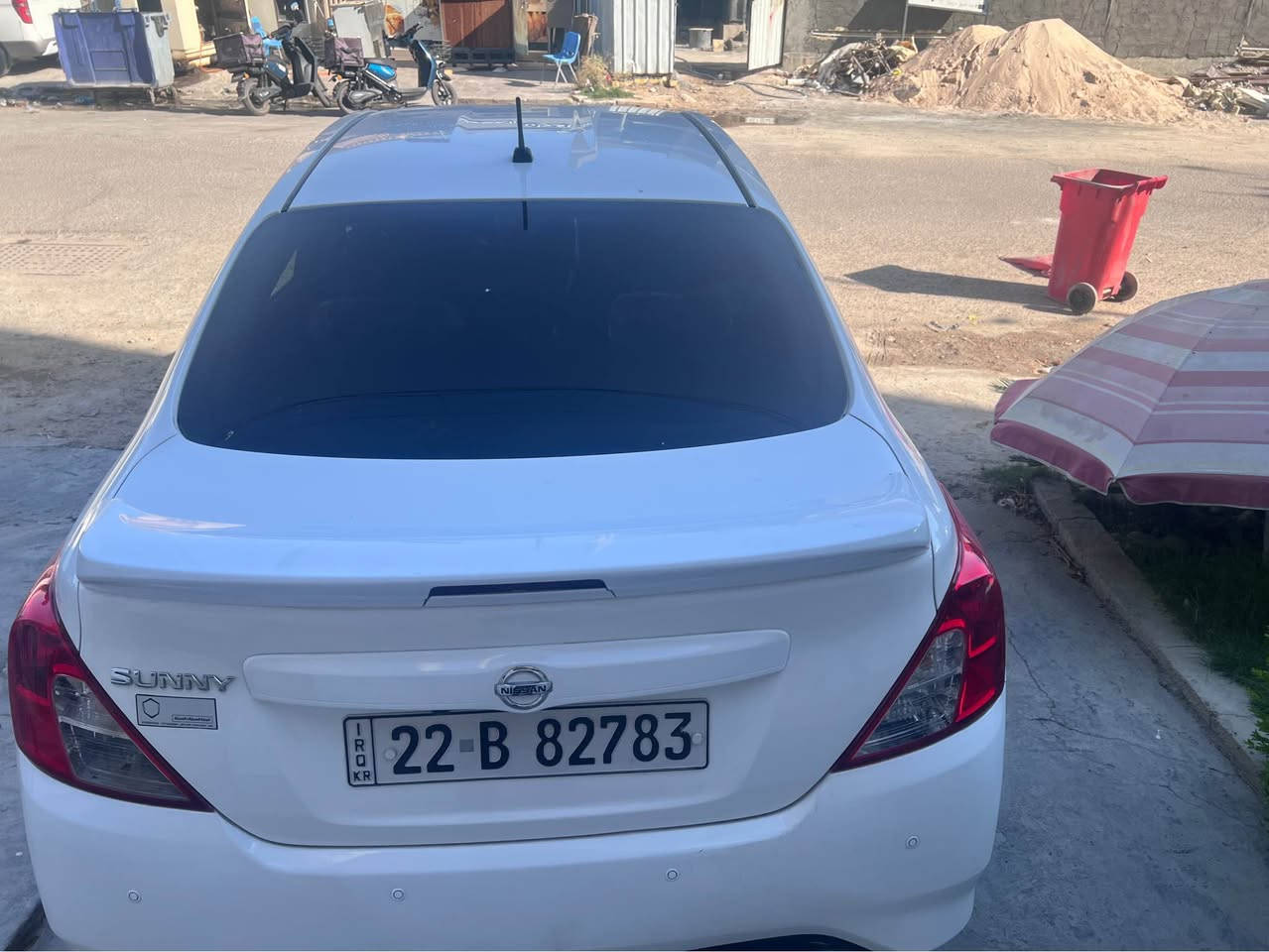 سني ٢٠٢٣ السياره جديده استعمال شخصي ماشيه ٥٢ كل نقص مابيها جام كهرباء اشاير بلمرايه بيها بارد بلباب مال السايق السعر 125  للتواصل *********** المكان الحارثيه  السياره باسمي تحويل مباشر بغداد, العراق
