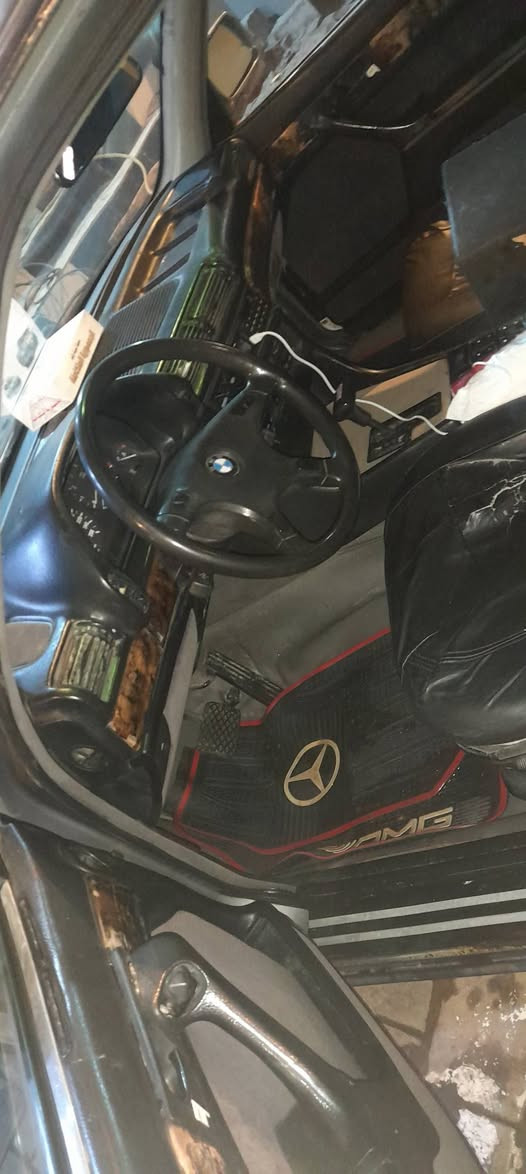 للبيع بي ام حجم 735 بغدادموديل 91 رقم ابغداد مشروع وطني سنويه جديده سعر 40 $ موبايل*********** تحويل ثاني يوم  سنوية مجددة هزة جديده   محرك وكير مكفول لا ضربه ولا تبديل  ولا خياس  حدادية امامي خلفي نضيفه كهربائيات كله شغالة  عله بلادهه تخم تاير ويل جديد  دواخل نظيفه. تدفئة تبريد شغال مكاني بصره
