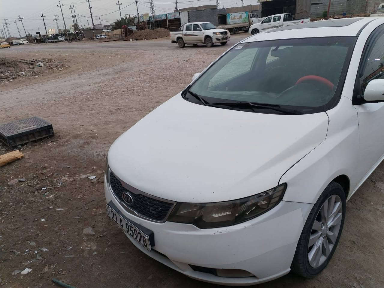 السلام عليكم للبيع كيا سيراتو 2011
رقم سليمانيه دولي شرط التحويل راعيهه من بغداد ما ياخذ ولا دينار 
سياره جاهزه وما بيهه نقص كير مكينه تبريد خير من الله
السياره فول عده البصمه
مكاني واسط الصويره قرب المعهد التقني
السعر 89 وبيهه مجال
للاستفسار:***********
