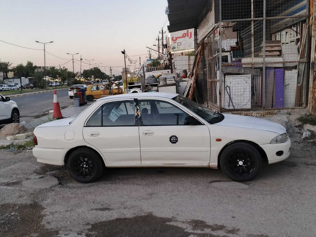 السلام عليكم برتون موديل 2002 محرك كير كفاله كهربيات شغاله
السعر 30
بغداد 
***********

