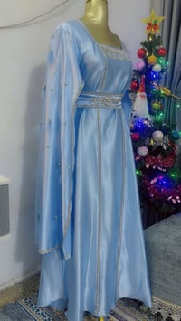 حريه • ملابس