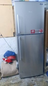 ثلاجه • جديده • حجم كبير