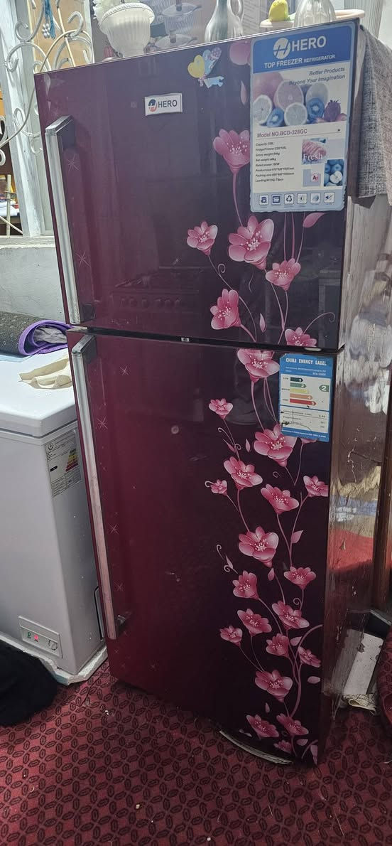 ثلاجه هيرو تجميد يخبل الله شاهد ونضيفه السعر ١٧٠ وبي مجال للحجز واتساب
***********
النجف حي النصر
