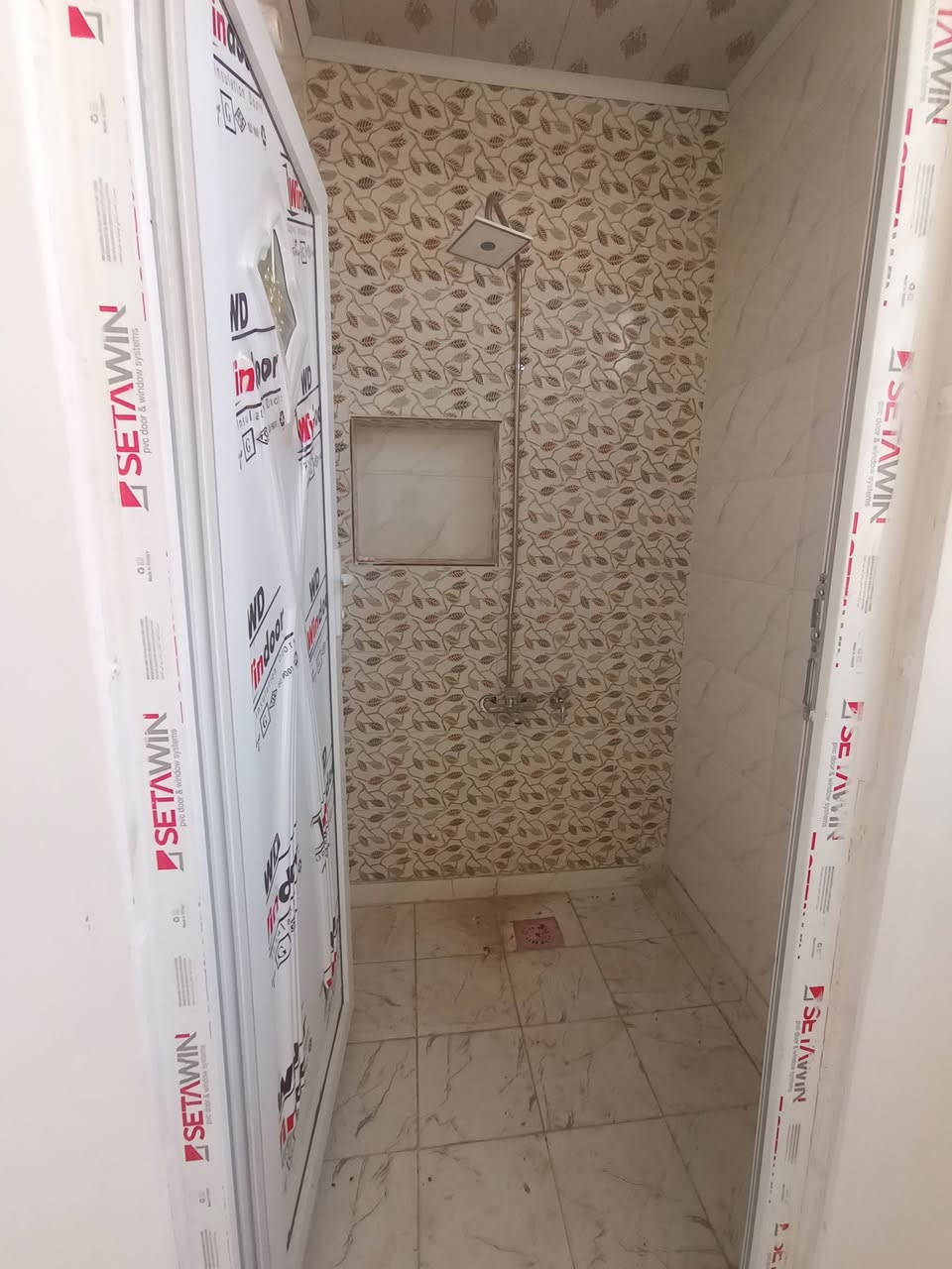 دار للبيع [  50م  ]  حي الوفاء  مكان مميز 
طابقين درجه اولى  

الطابق الاول 

غرفة نوم + صاله + مطبخ + صحيات

الطابق الثاني 

غرفة نوم   +  صاله  +  صحيات 

السعر [ معروف واي استفسار  اتصل على الرقم

***********
