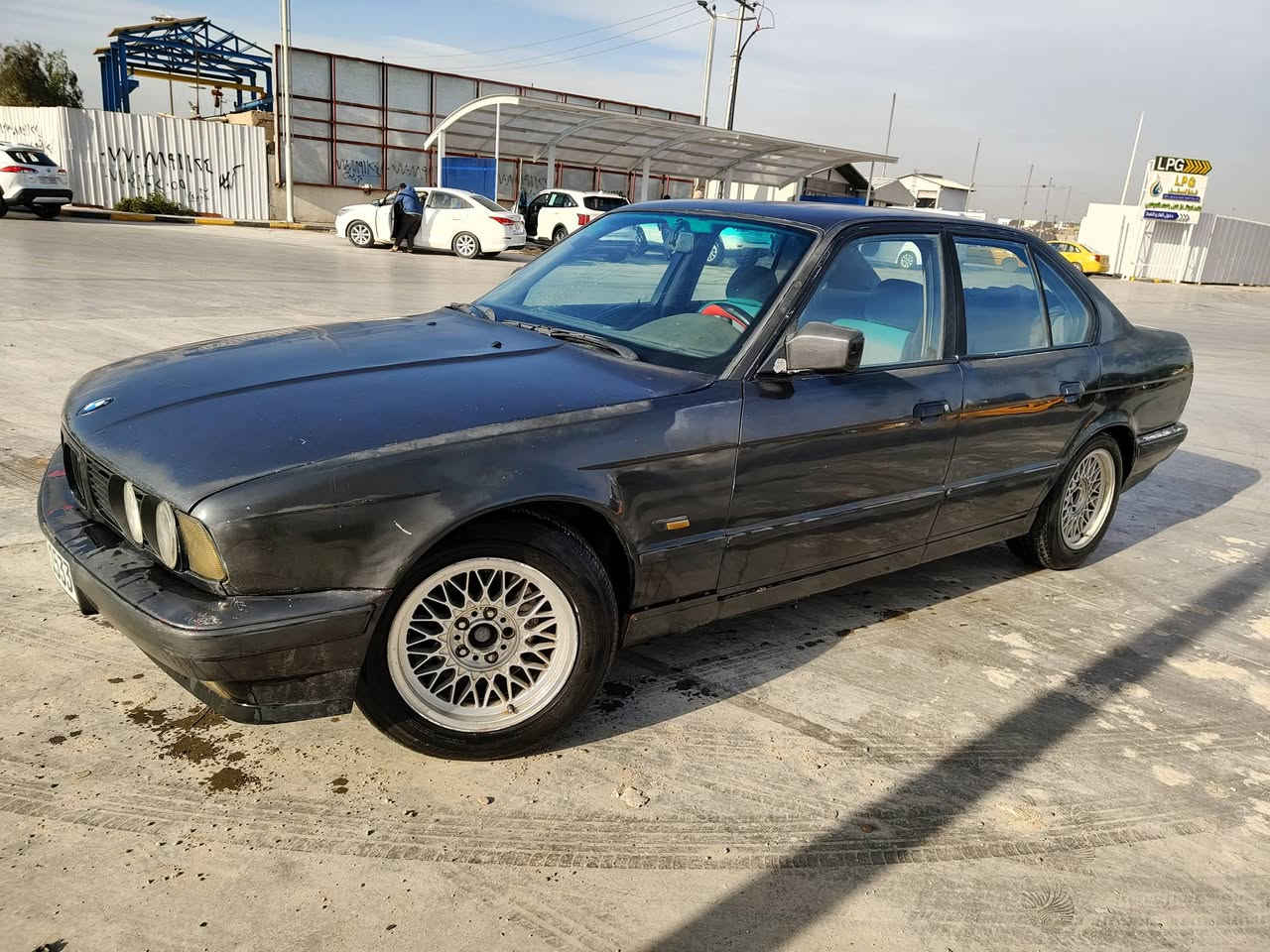 BMW  مفتوح 525 
موديل 1990
 رقم بغداد السياره 
 بسمي 
مكان السياره بغداد
موبايل 
***********
