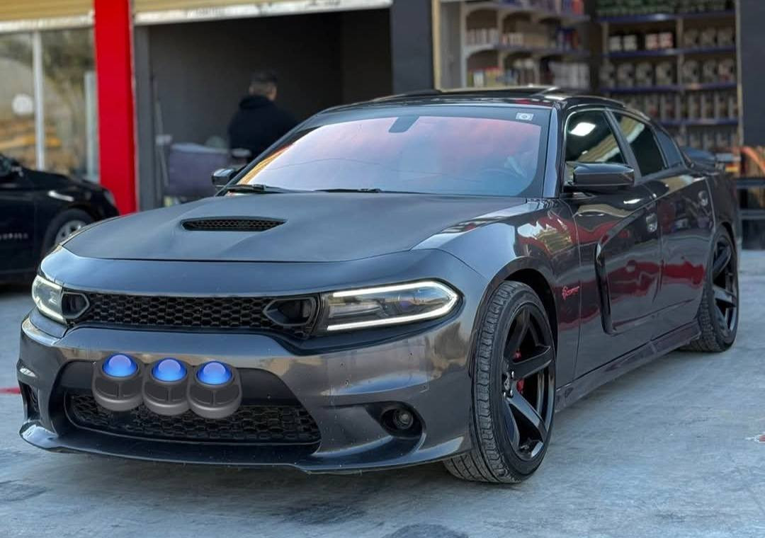 جارجر اصل سكات SRT 2016 سلايد فول مواصفات 
رقم بغداد دولي هزه وسنويه وارقام جدد 
ملاحظه 
(المكينه5700ولكير والاكسلSRT🐝مكفوله)
منضومه غاز بيه 
لونه فيلي ميتاليك 

💎 ســعــر ✅ ::  الــرد تلقائي📮

حادث:_ 2C3CDXGJ5GH274619
سياره بدون دواخل لغود شواصي وحوض مكفولات تكم داخليه بلاديات صبغ 3قطع
بدون ايرباك 
تبريد تدفىه شغال 
بيه برمجة  تموت البطل ايكل
فول مواصفات 
فتحه 
شاشه جبيره وكامره وحساسات خلفيه 
لانج كونترول ودرايف مود ودكمه srt
ونظام ايكو بلادي
شفتات ستيرن وكهرباء وتدفئه ستيرن حرف D رياضي 
كشنات
اناره داخليه 
سقف روز رايز
سستم صوت دمام 
تشغيل عن بعد 
منظومه غاز 
غرفه كامله SRT
فجوج برمبو SRT
فلنجات كبار SRT
اكسل قفل 3.9 SRT
كزوز دبات سود SRT
هدرز SRT 
عداد 300 
ماشيه 95 الف
منظومه زنون 
وبعد بيه مواصفات هوايه سياره بلاديه 
كير ومكينه وصدر وتبريد مكفولات 
كلوب سيرفس ممشتغل 
ويل نجمه وتايرات تعبانه

رقم صاحب السيارة 
***********
