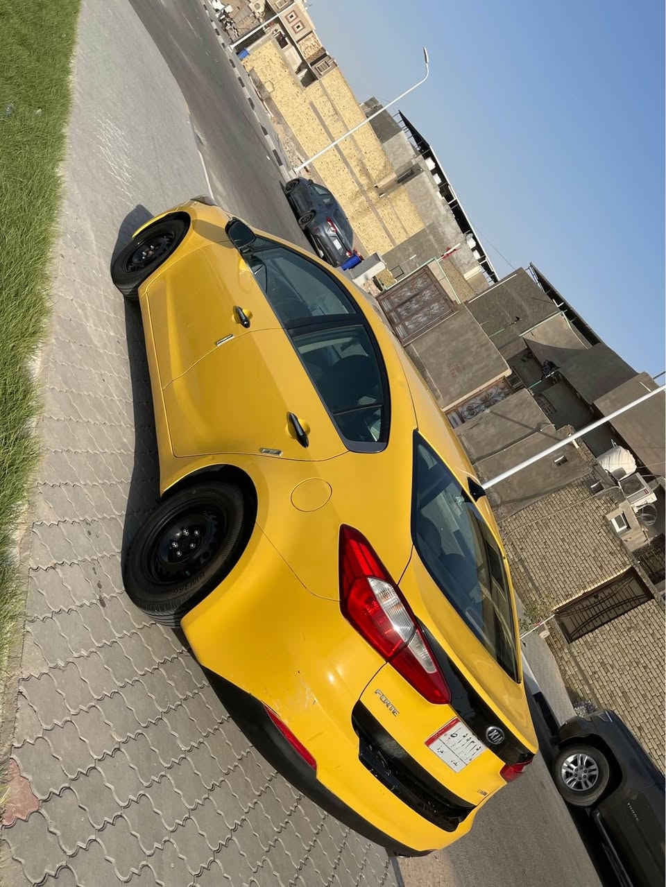 سلام عليكم كيه فورتي مديل 2015وارد امريكي تبديل بنيد بدون دواخل محرك 2000تبريد حداده تايرات شاشه كاميرا تحكم هيه غرامت مصفره سنويه 27تحويل مباشر سعر 95 عنوان البصره رقم الهاتف *********** الزبير, البصرة
