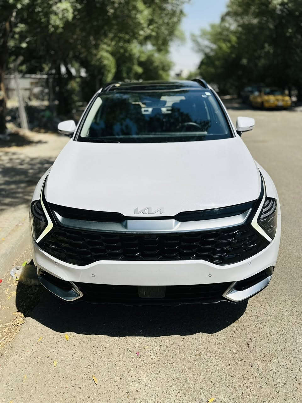 2024 KIA SPORTAGE, SX PRESTIGE
كيا سبورتج موديل 2024 فوول موصفات للبيع

كاملة و جاهزة بدون رقم 

صور الحادث مرقفة بالمنشور 

فقط تبدل قبق جنطة نفس لون بدون صبغ و 

تصليح ع كد شبر بالحوض 

السعر 220 

مكان السيارة بغداد الجديدة 

اي استفسار*********** متوفر واتساب
