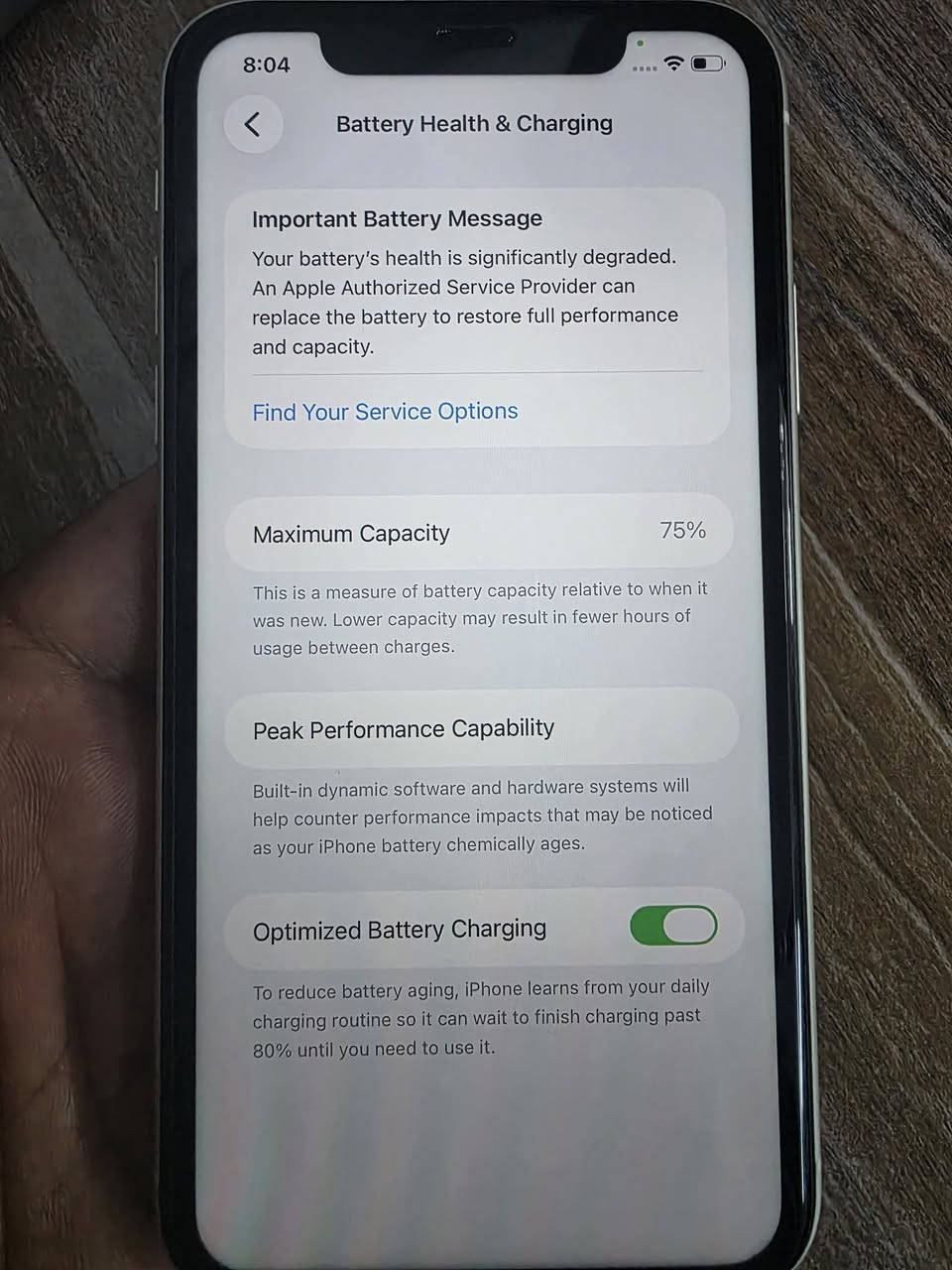 ايفون 11 عادي
نظافه 💯%
بطاريه بلاديه 75 نسبته😏
فول اللون ابيض 🥰🥰
مكان الدوره
للاستفسار 
***********
