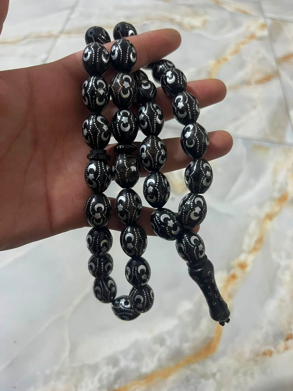 والسندلوس
مطعم فضه السعر 500بي مجال الرقم
***********
@
