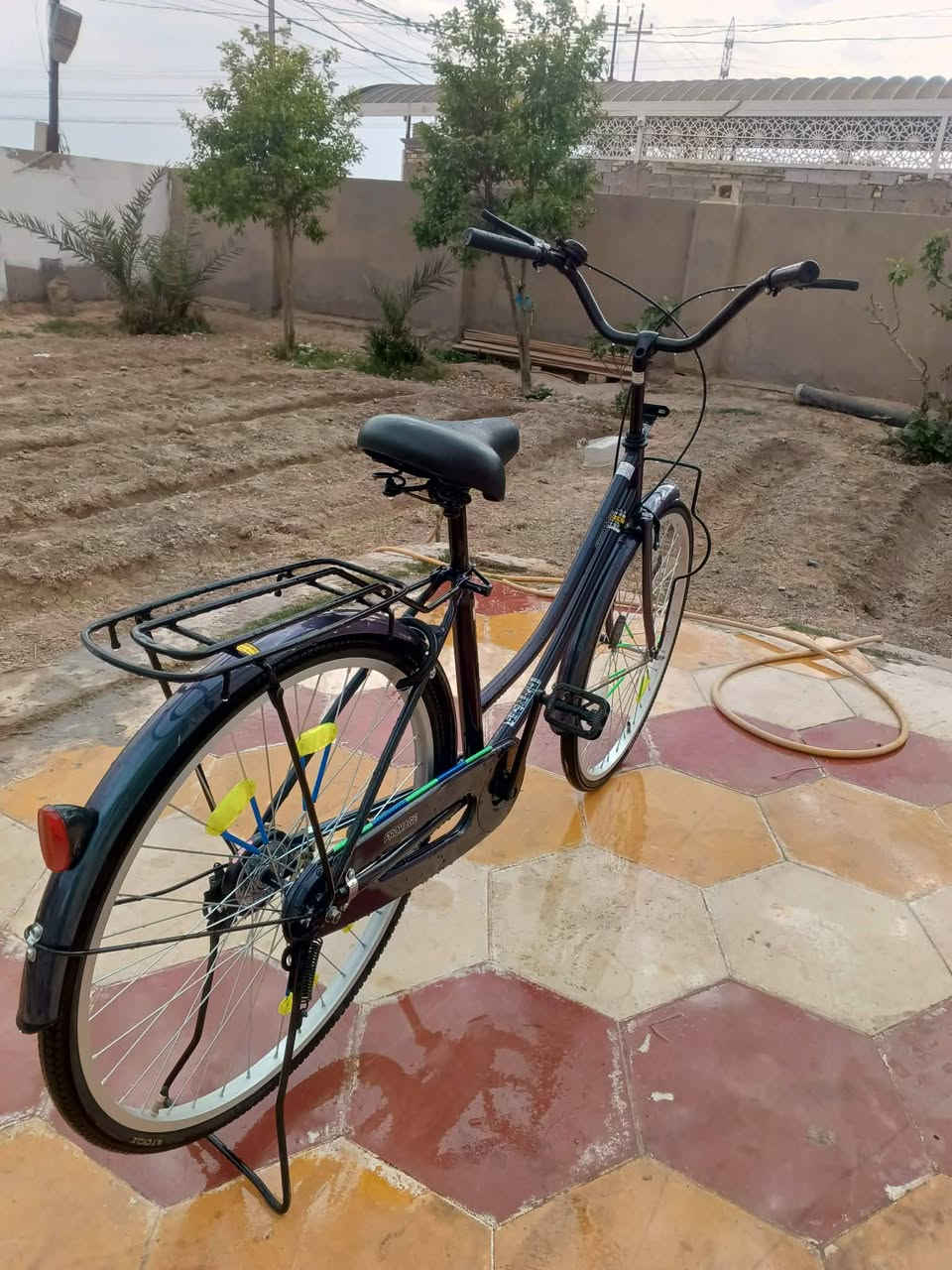 السلام عليكم ورحمة الله وبركاته باسكل للبيع ياباني مكفول كفاله عامه موديل 2021 اللون بنفسجي باسكل شوفتك عينك نضيفه انضف من الصورة السعر خاص مكان ديوانيه بحي الجامعه الرقم *********** هاذه راقم شراي بي خير يدلل مو شري لا يطب خاص
