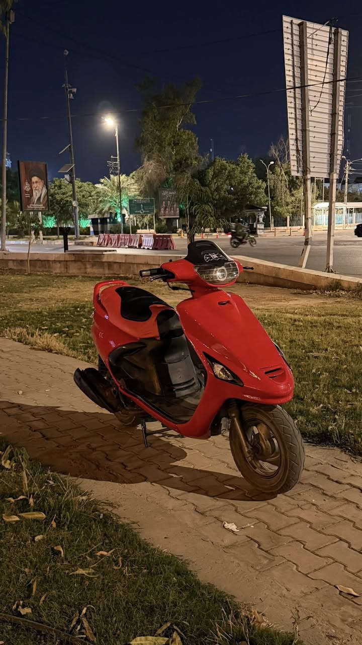 السلام عليكم شباب دراجه فراشه فحل ماكس للبيع الدراجه شوفت عينكم ما ناقصه اي شي كهربائيات كله شغاله سلف شغال هندر شغال شلعه ومعدل حلو دراجه بل حقيقه بعد احلى مكاني نجف حي السلام سعر 375 وبيه مجال للشراي راح اخلي رقمي لان ما متواجد دائمآ على الفيس ***********
