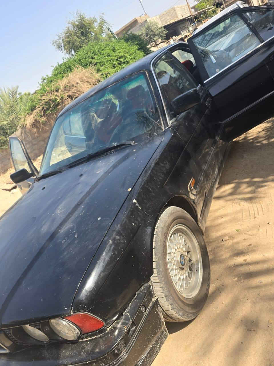 سلام عليكم 525 bmw مسكر فانوص سياره حلوه تبريد شغال سعر 48 وبيهه مجال للشراي
***********
