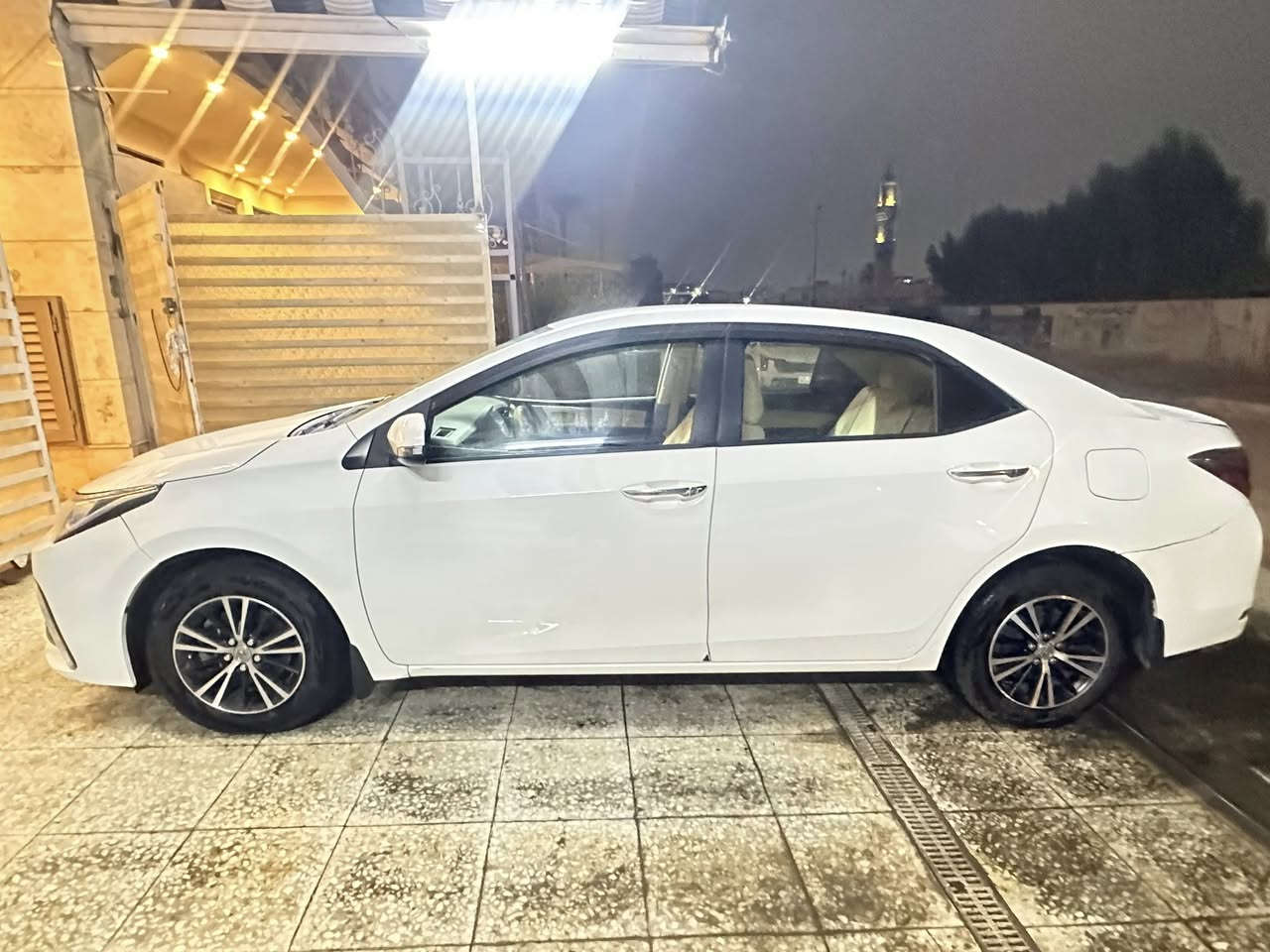 سلام عليكم كورلا ٢٠١٩خليجي ماشيه ٩٠الف بيه ضربه جاملغ خلفي ومصبوغ سياره جديده رقمه بغداد عنوان شارع فلسطين السعر 147رقم تليفون ***********
