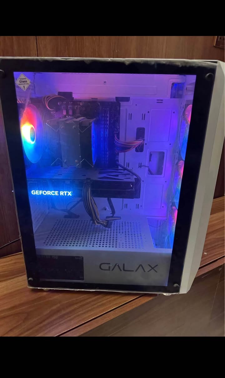 � للبيع PC بمواصفات قوية ونظيف جداً 🔵
الجهاز شبه جديد، استخدام خفيف ونظيف مثل الجديد تماماً، مناسب للألعاب، التصميم، والمونتاج بكل سلاسة.

💻 المواصفات:

 • 🎮 RTX 4060Ti 8GB أداء عالي وتشغيل الألعاب على أعلى الإعدادات.
 • ⚡ Intel Core i5 14400 جيل حديث وقوي.
 • 💾 RAM 16GB مناسب للبرامج الثقيلة والمهام المتعددة.
 • 🚀 SSD 1TB سرعة عالية بالإقلاع ووقت تحميل شبه معدوم.

مع شاشة من شركة MNTOB 27 عالية الاداء 165 
مع كيبورد ريد راكون
وماوس رايزر الاصلي 
ماوس باد 

السعر مليون و 750

✨ الجهاز مرتب، نظيف، وما مستعمل استخدام شاق.
📦 جاهز للفحص والتجربة قبل الشراء بغداد, العراق


**إذا كنت صاحب هذا الإعلان وتريد حذفه لأي سبب، رجاءا أرسل رسالة إلى الدعم الفني**