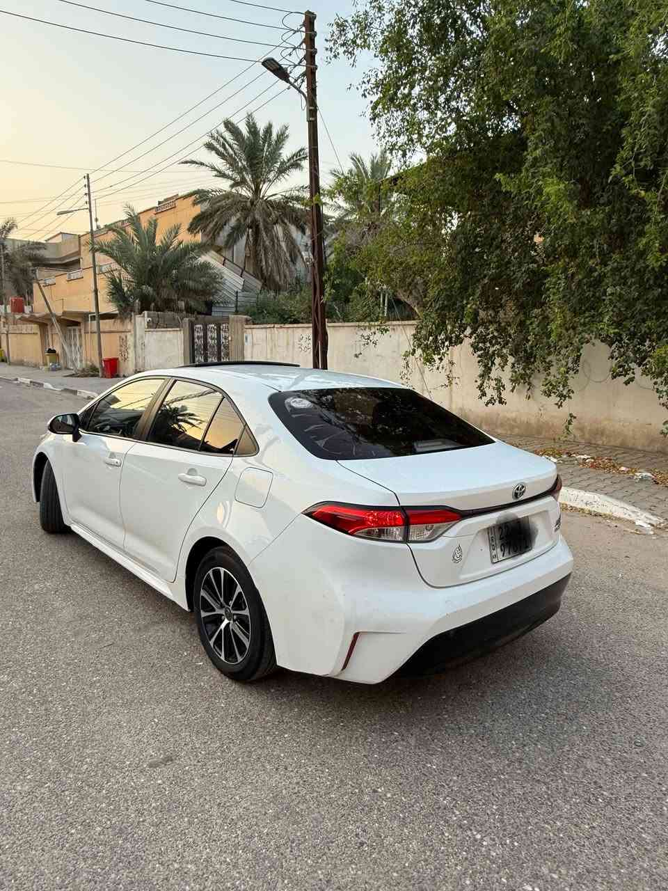 السلام عليكم كورله هايبرد خليجي بيه تكحيل كارت وبارد بسيط ولباقي كفاله عامه مكينه وكير وتبريد وحداديه مكفولات وبلاديات على وضع شركه ماشيه 53 الف فول موصفات دواخل مشمشي بلاد رقم ربيل بسم شركه تحويل لو وكاله حاضر سنويه 2030 تنتهي مكاني بصره سعر 133 
***********
