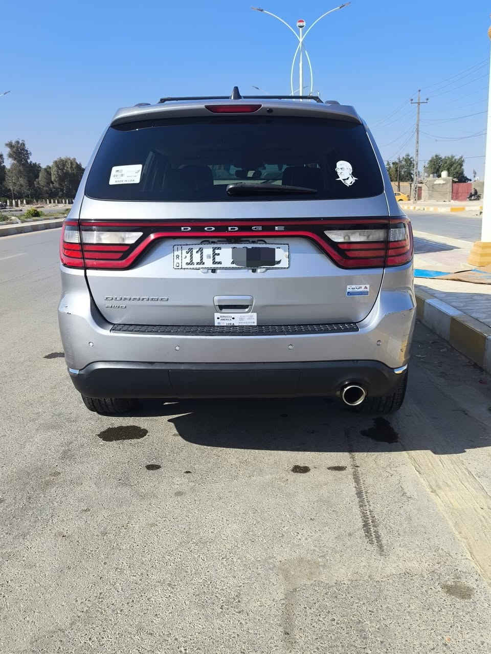 السلام عليكم للبيع دودج دورنكو 17 اصل 
مسجل 22 
مفحوصه مرور راح ترجع اصل 17
محرك 6 
بيها بس قطعه وحده
 صورت الحدث بل منشور 
فول السياره 
سعر 210
***********
