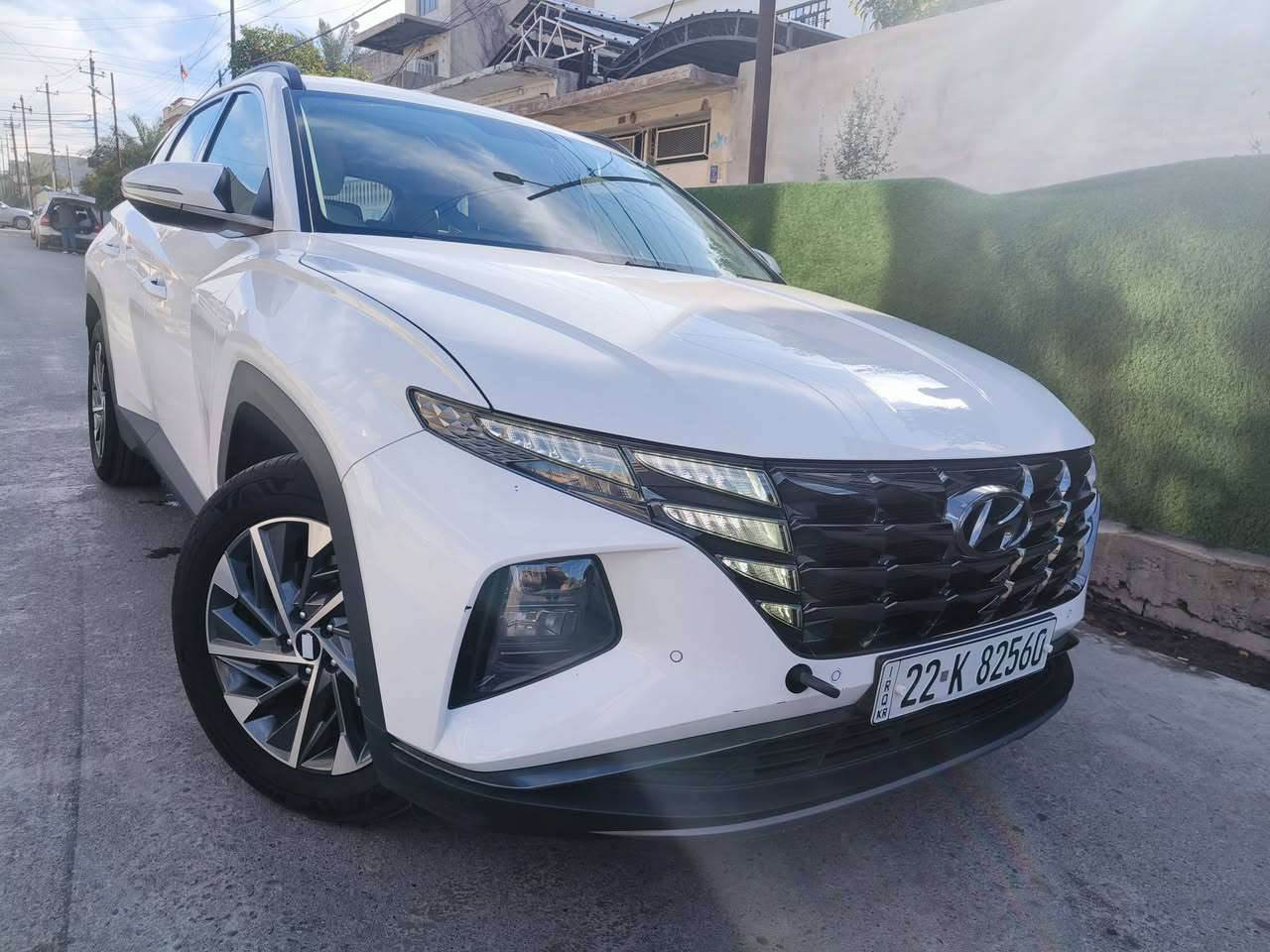 تكسون موديل 24 ضمان شركه 5 سنوات خليجي رقم اربيل باسمي
سياره حيل نظيفه ماشيه 24 الف كيلو 
مواصفاتها فول عدا بانوراما
كشنات جلد وكهرب
تبريد قطعتين 
شاشاه وكامره وحساسات 
مودات قياده 
تحكمات ستيرن فول قفل سرعه مسار
دشبول الكتروني 
بصمه تشغيل وبصمه ابواب 
محرك 4 سلندر 
مكان السياره موصل 
السعر 220 وبيها مجال قليل 
***********
