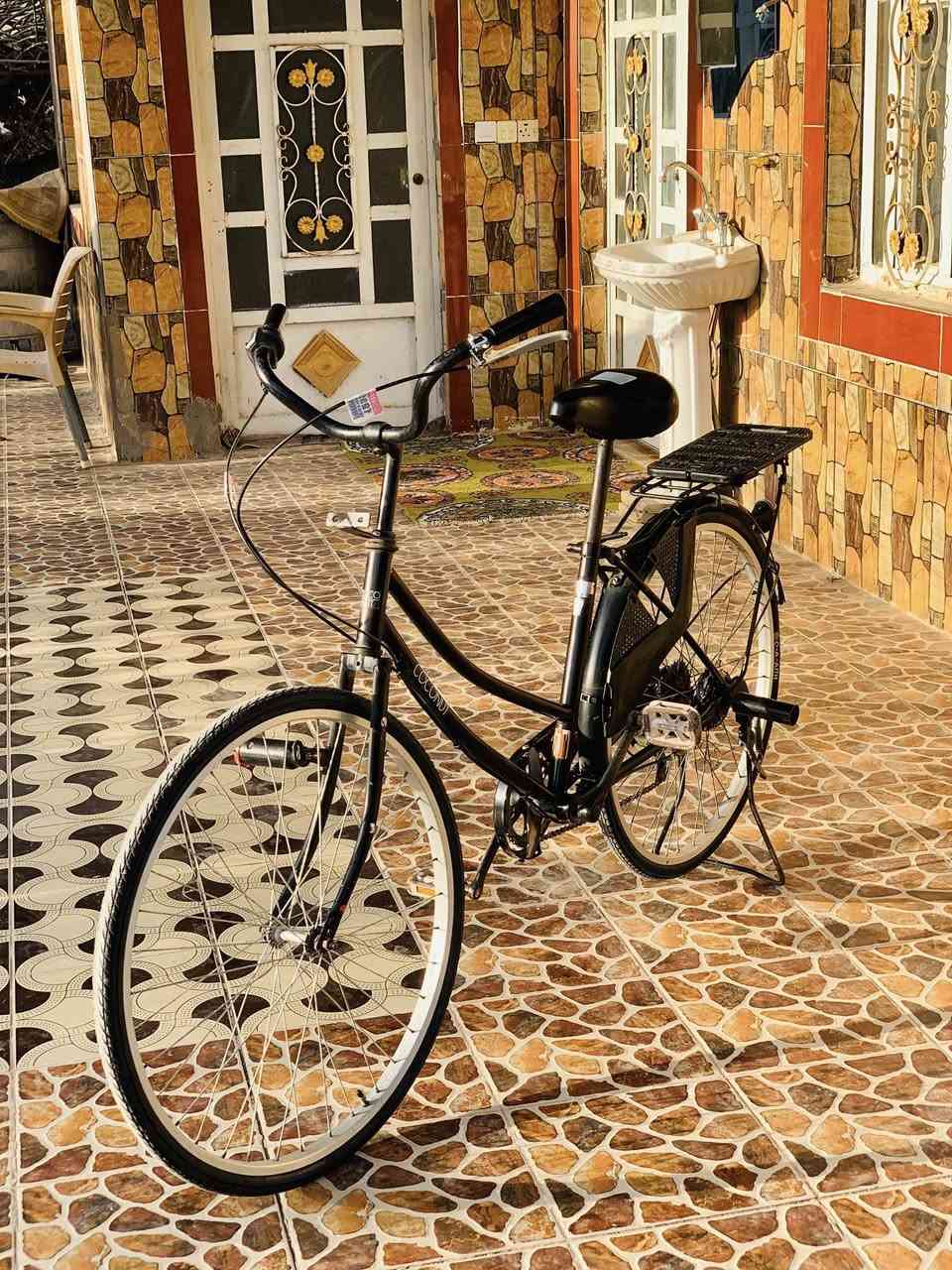 السلام عليكم
باسكل حجم ٢٦
الاون اسود كامل غراضه موجوده جاملغه وبريك الامامي 
الباسكل عكرب السعر ٩٥ وبي مجال *********** اتصال وبيك خير وتدلل الباسكل كلش نضيف
