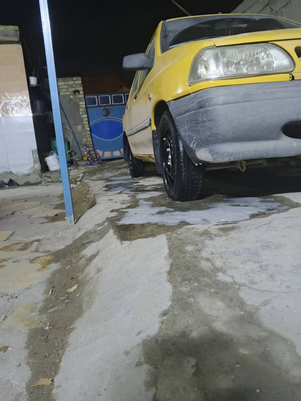 سلام وعليكم سياره سايبه موديل 15سياره كفاله من مكينه وكشر وشواصي كامله مكمله تخم تاير جديد كبل الشارع مكان بغداد حي اور
تجي وشوف بعينك سياره ابيع كبل اكاتب مروري ماكو مكاتبه عاديه اكاتبك مروري سعر خاص راسلني وبيك خير وتدلل او تصال Aser_***********
