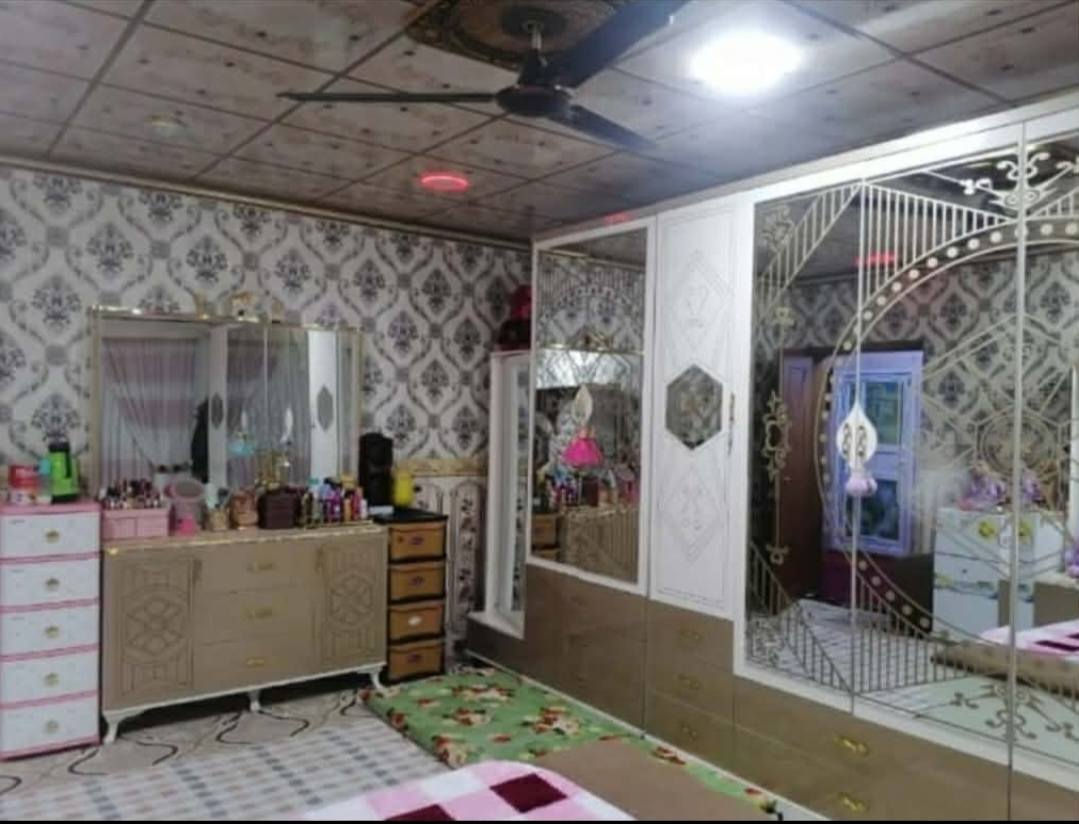 غرفه نوم تركيه درجه أولى كلش نظيفه 9 قطع سعرهه ب مليون وبيهه مجال مراسله أو الاتصال عالرقم  ***********
