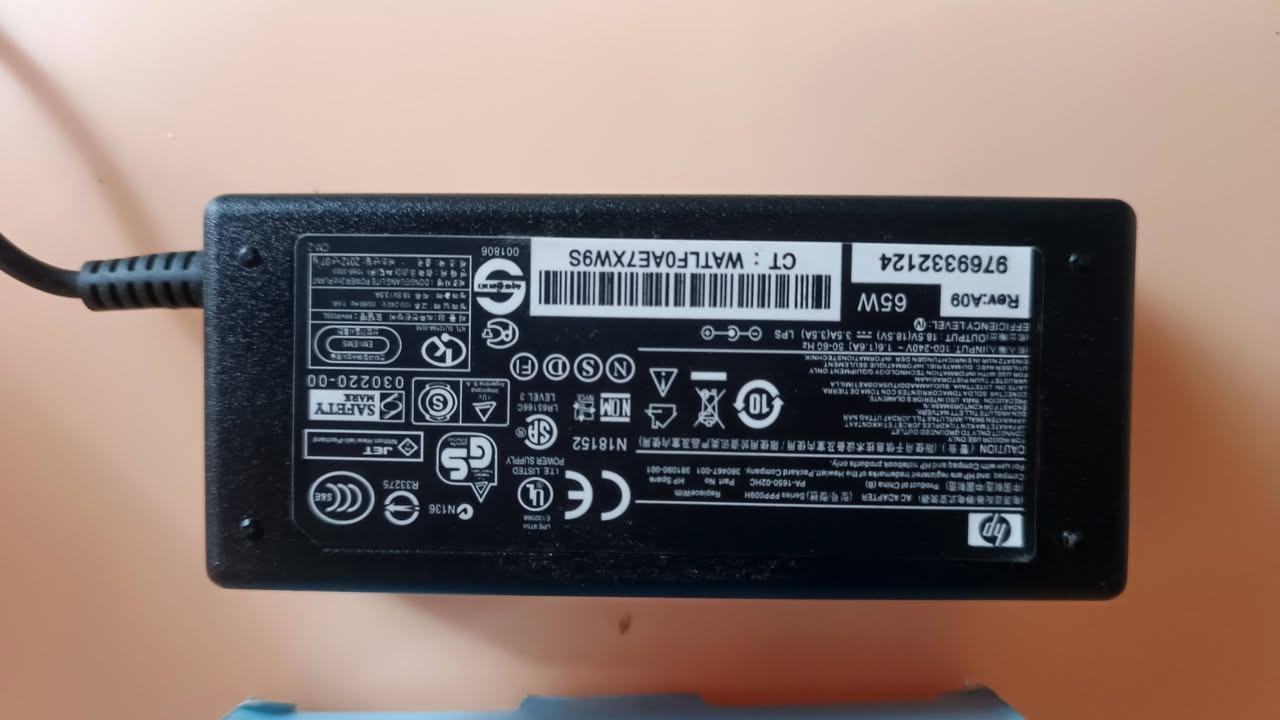 شاحنة hp 65 watt
اصلية وشغالة ب15 ويه توصيلها


**إذا كنت صاحب هذا الإعلان وتريد حذفه لأي سبب، رجاءا أرسل رسالة إلى الدعم الفني**